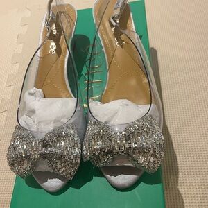 Elegant Silver Bow Women's Shoes